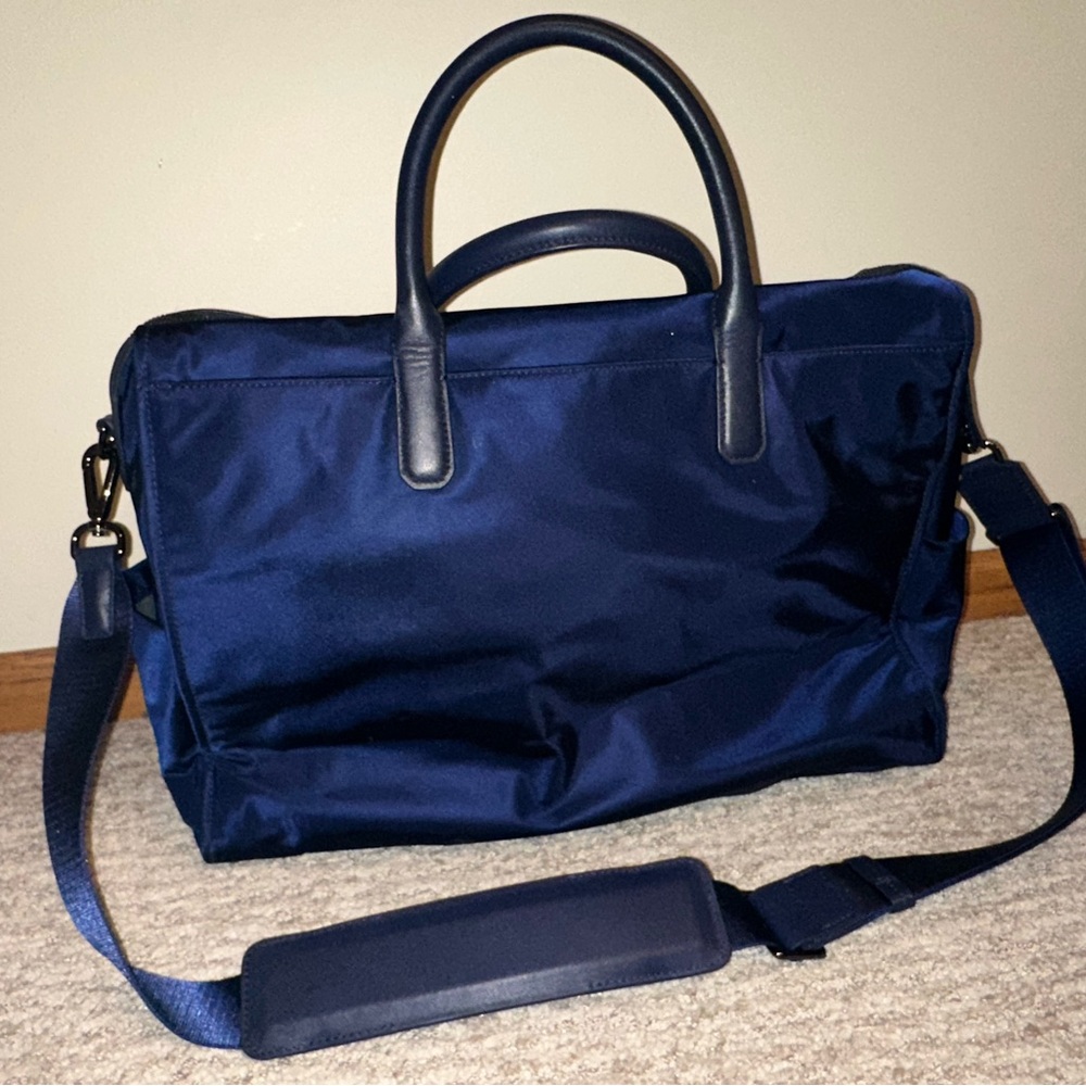 Tumi Navy Blue Travel Bag - Picture 2 of 13